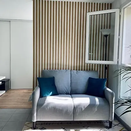 Le Cocoon Quatre Pavillons Apartment Lormont